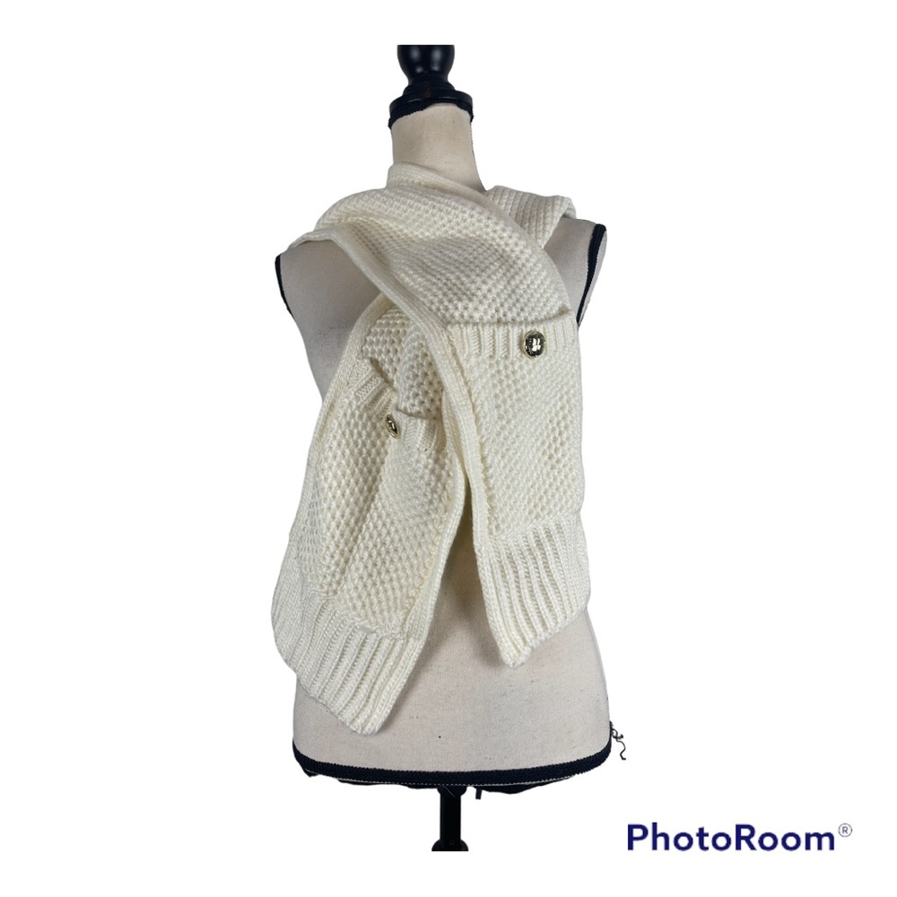 Calvin Klein Cream Pocket Scarf NWOT